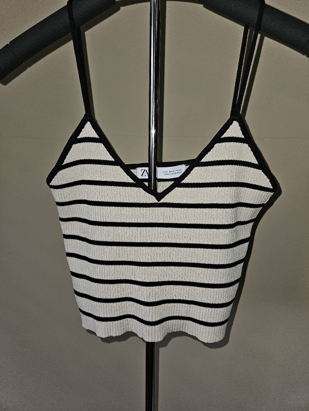 Zara Tan & Black Striped Knit V-Neck Cropped Tank - Size M